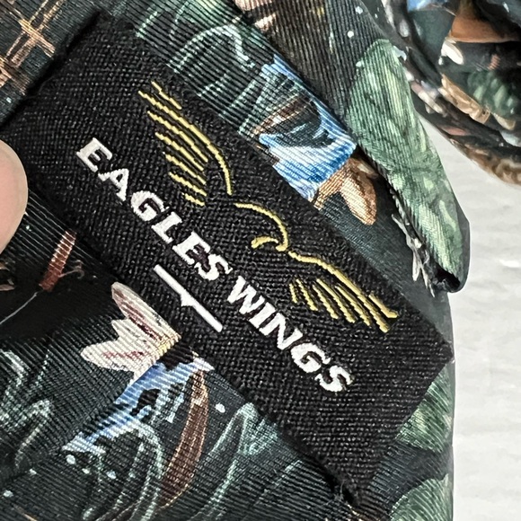 VTG Eagle Wings John Q Wright Artist 100% Silk Neck Tie Bass Fishing Action - Picture 5 of 7